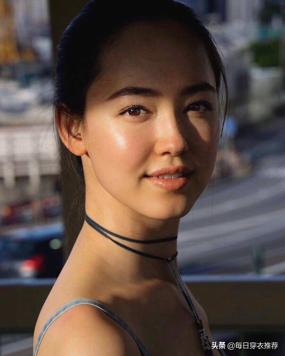 涂bb霜用湿粉扑还是干的,涂bb霜用粉扑还是美妆蛋