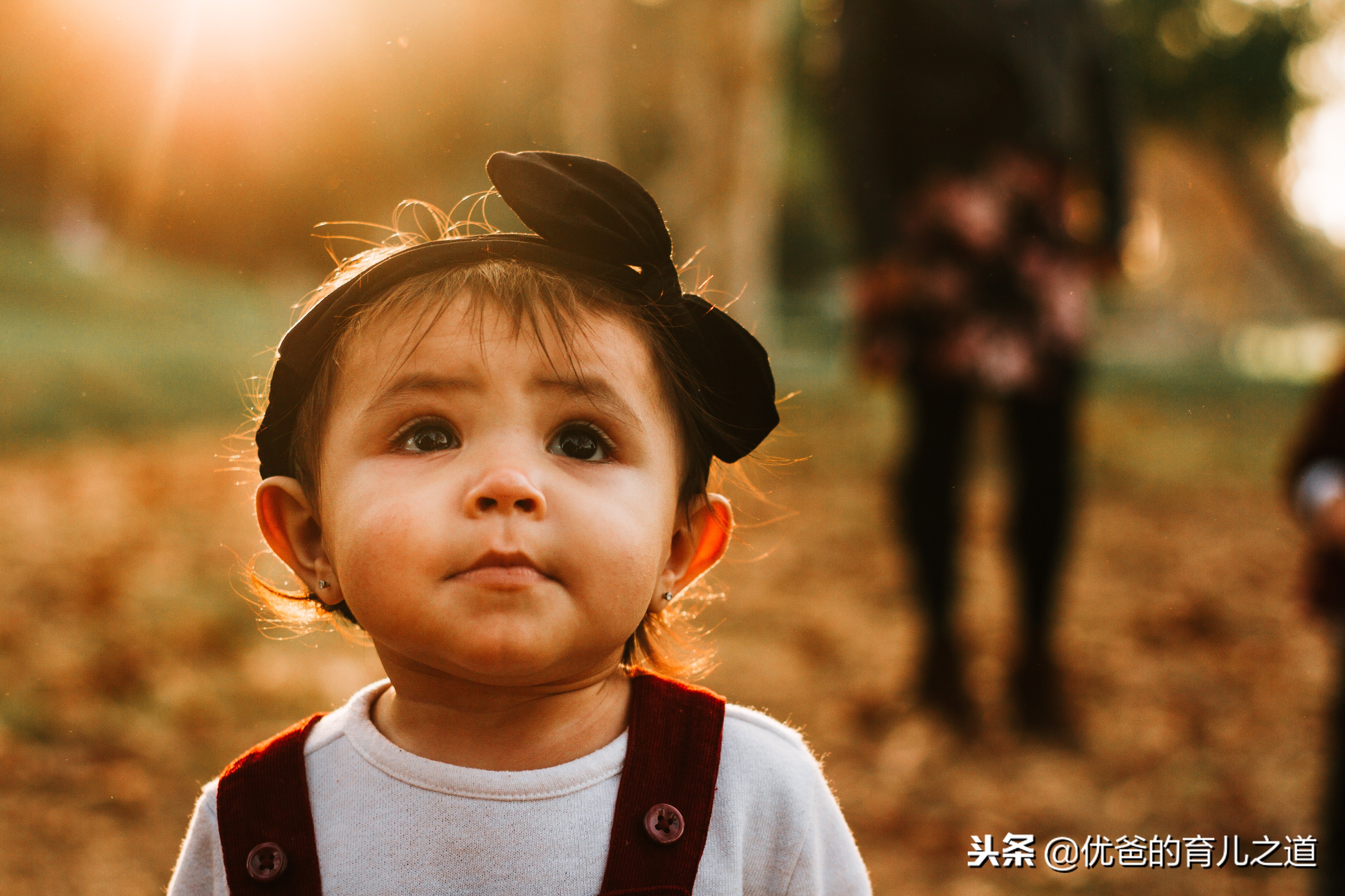 盘点老人带孙子,老人最看不惯的带娃方式原视频