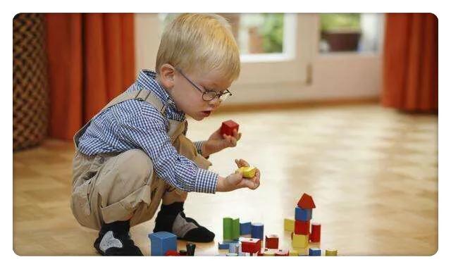 孩子老是健忘丢三落四是什么原因,孩子总是丢三落四屡教不改怎么办