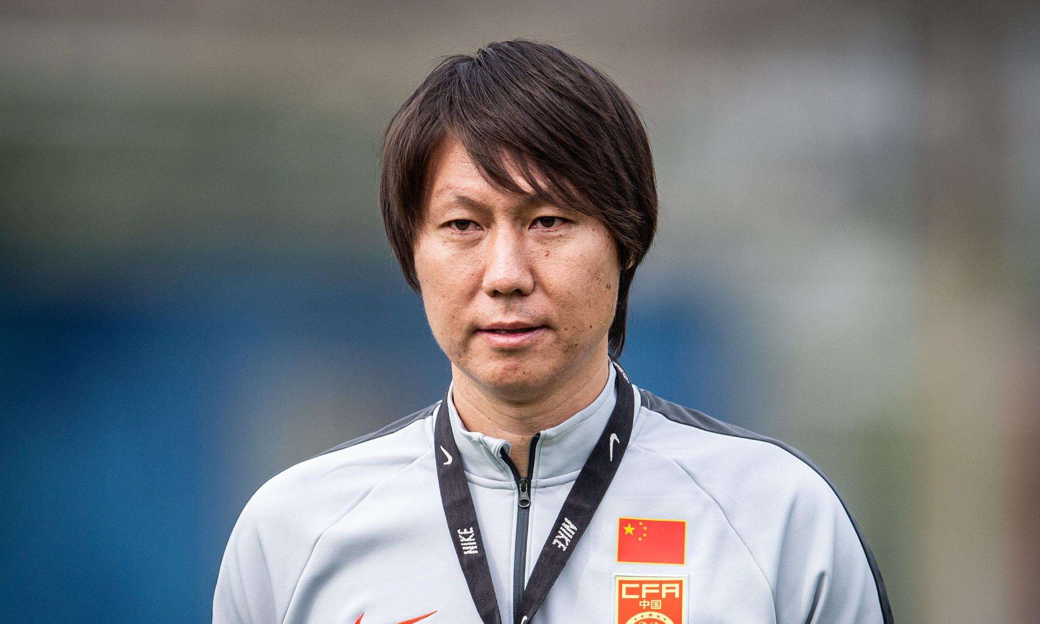 别再骂高薪低能！面对武汉肺炎中国足球人都在尽力