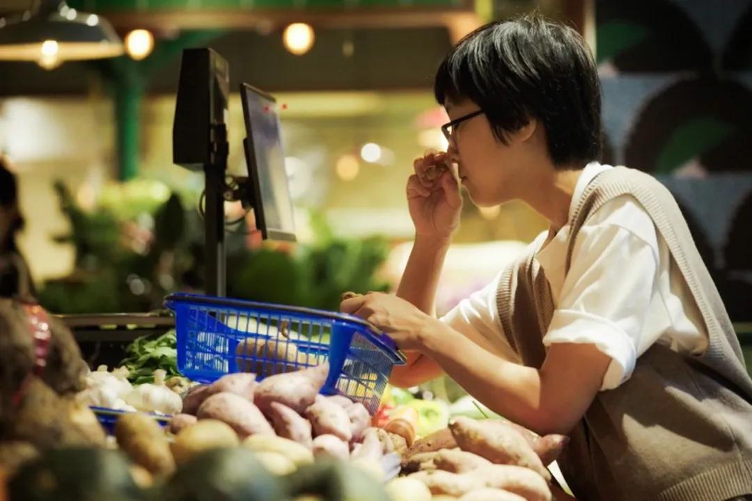 从180㎡搬到45㎡，三口之家越住越小，女儿却说现在最好