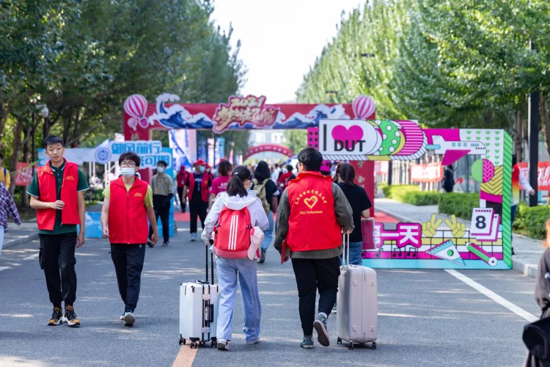 迎接新工人,欢迎新老工人