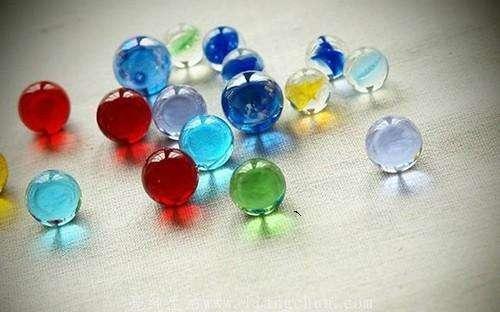 这7大危险玩具你家有吗？用“一看二听三闻四摸”法，买安心玩具