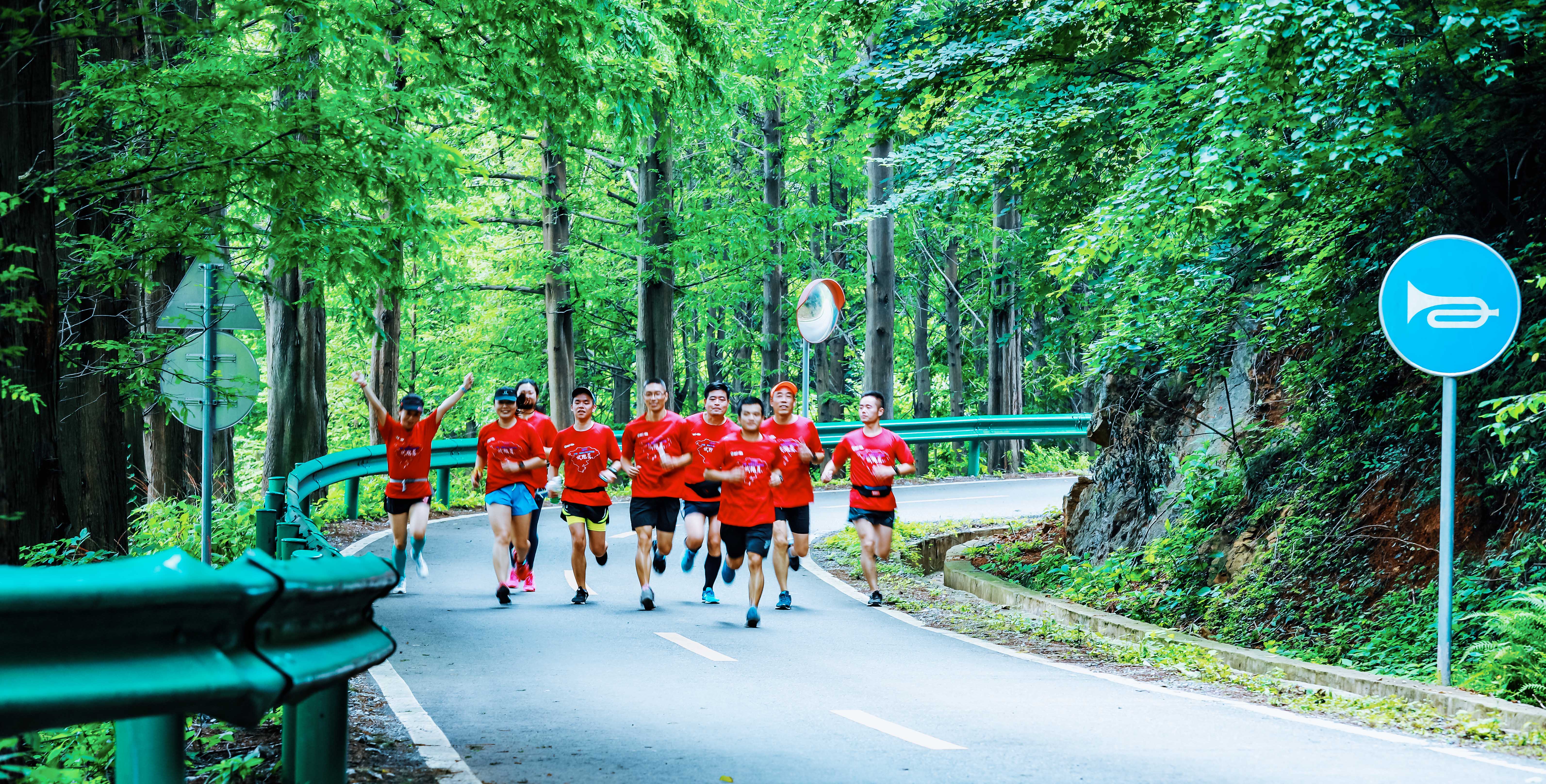 随州大洪山半程马拉松第一名,随州马拉松比赛时间