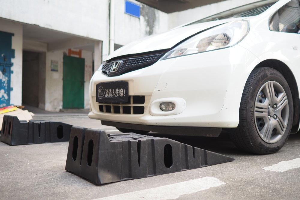 保养汽车要不要拿着保养手册,收藏汽车需要哪些手续