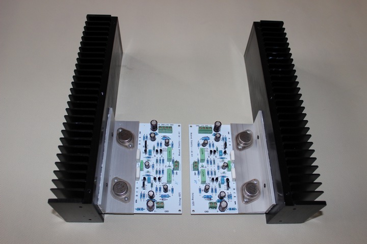 经典a类功放电路,20年前的功放与新功放对比