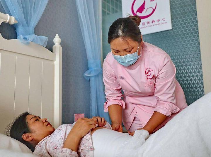 剖腹产手术的真实流程,剖腹产用到的器械