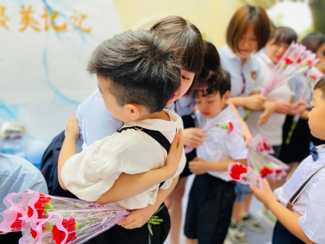 园区速递｜他们毕业了，我们看哭了……