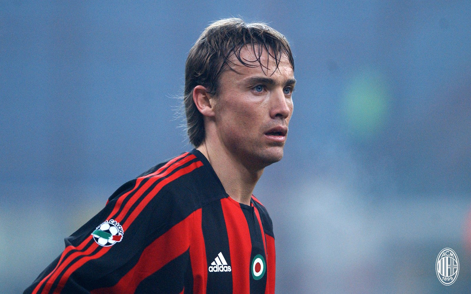 当红红色遇上黑色,当红黑色遇上蓝黑色