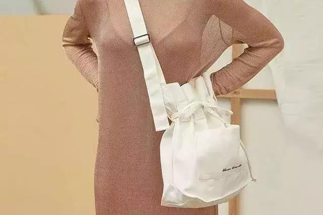 韩国欧尼梨梨的同款包包,韩国包包推荐小众高级感