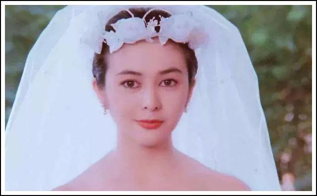 如何提升脖子和肩的气质,脖子对女人的影响