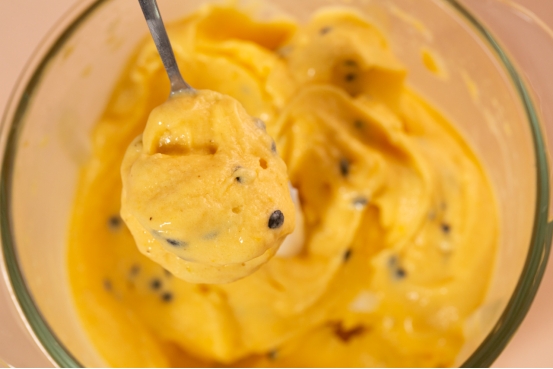 自制低卡水果冰淇淋测评,抖音上最简单的冰淇淋做法