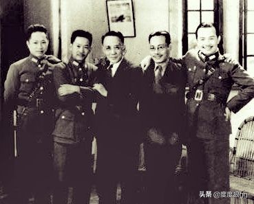 *剑英叶**副官持火漆信寻找项英,陈毅问能给我看看吗?顾玉良:不行