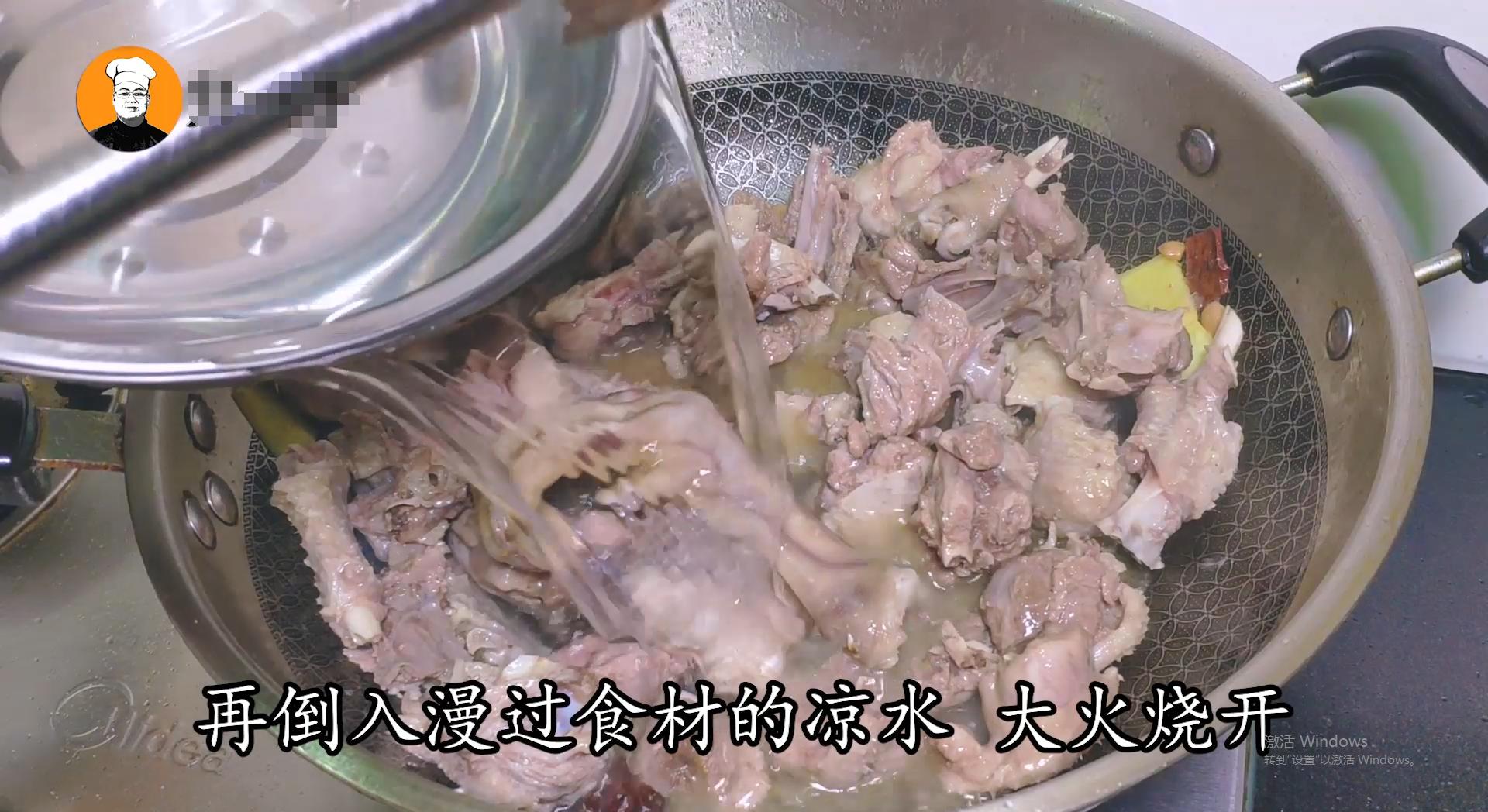 天气渐凉学做一道热气腾腾的菜,天气冷了来份姜焖鹅暖胃又祛湿