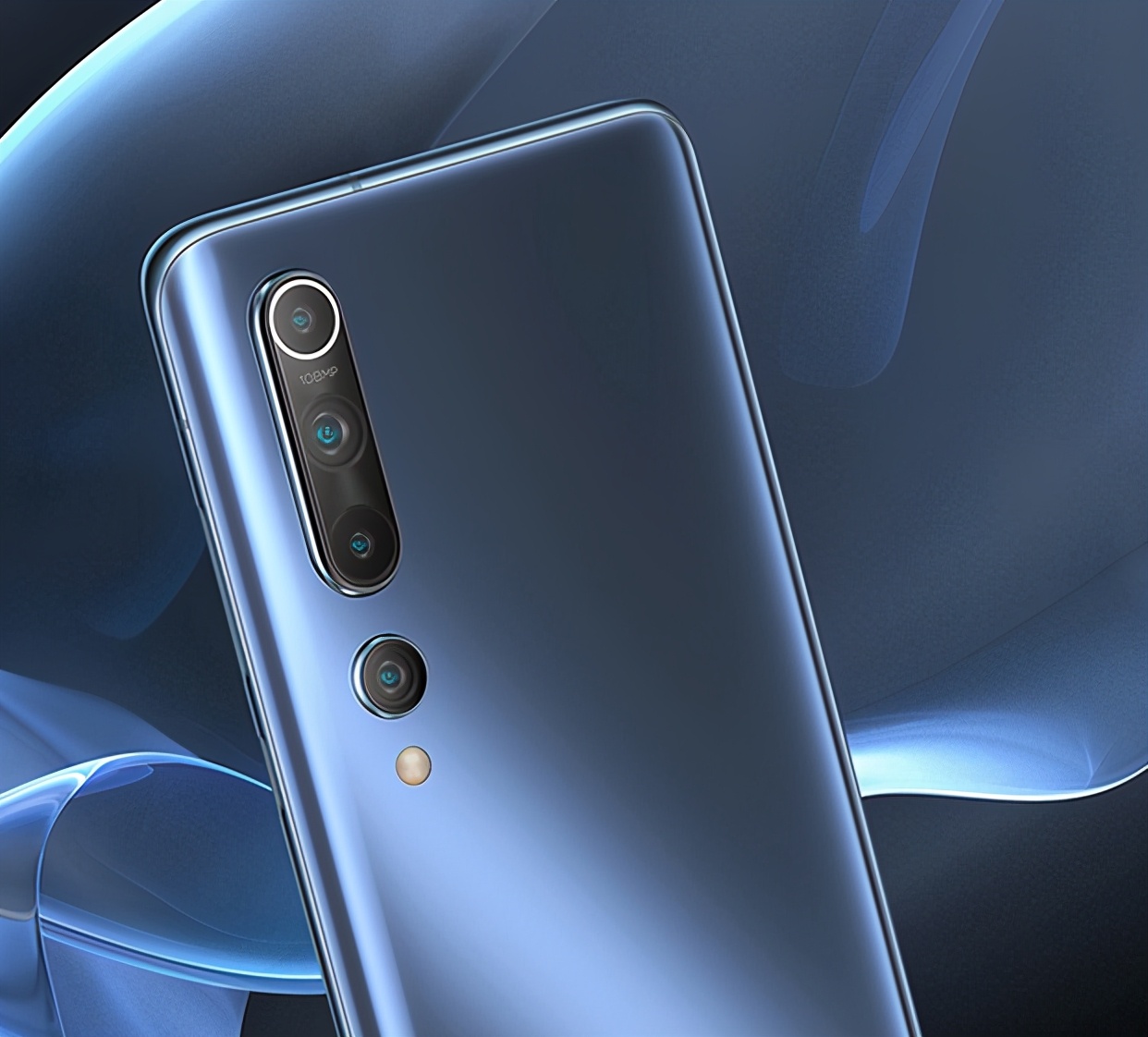 米粉买了一年多的旗舰,从一天一充到一天两充,真是现实