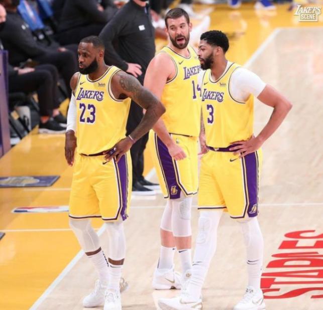 剑指庄神阿德阿里扎！湖人梦幻阵容出炉，比篮网还豪华