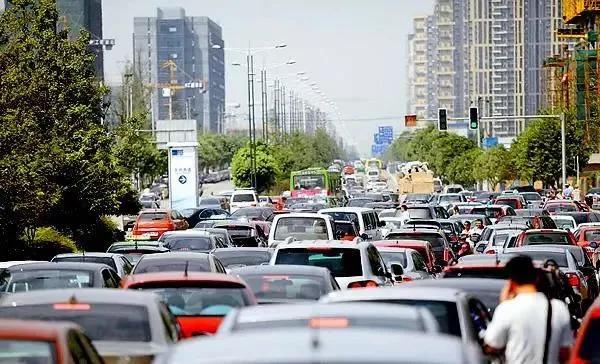 免费期间上高速下高速不免费,新年高速公路免收费