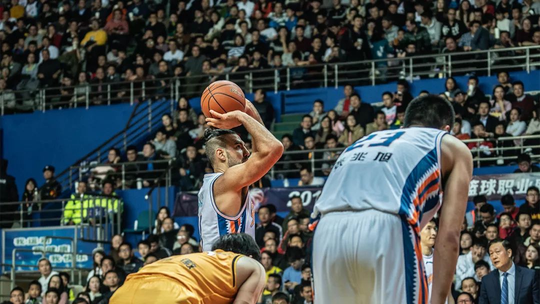 现场看cba去哪里看,现场看cba有多震撼