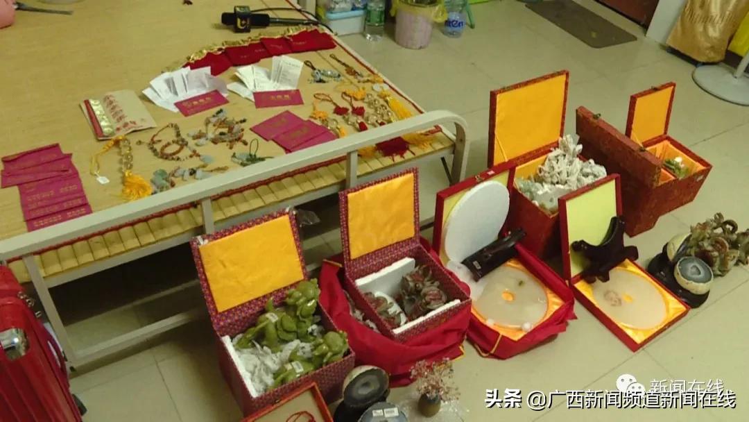 一年花了15万多，还负债30万元买本命年饰品，南宁3名“95后”破财没消灾