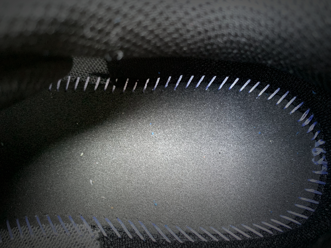 奔跑的Faith-咕咚R2信仰跑步鞋