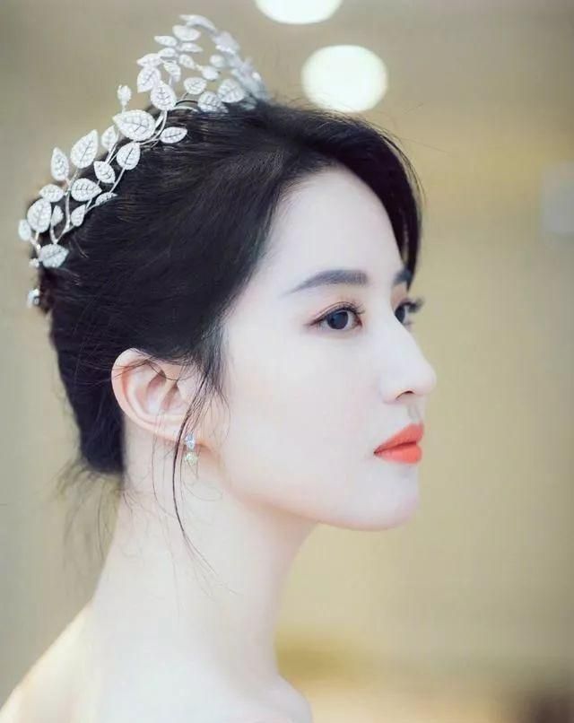 什么样的女生最讨直男喜欢,直男眼中女生好看的四个标准