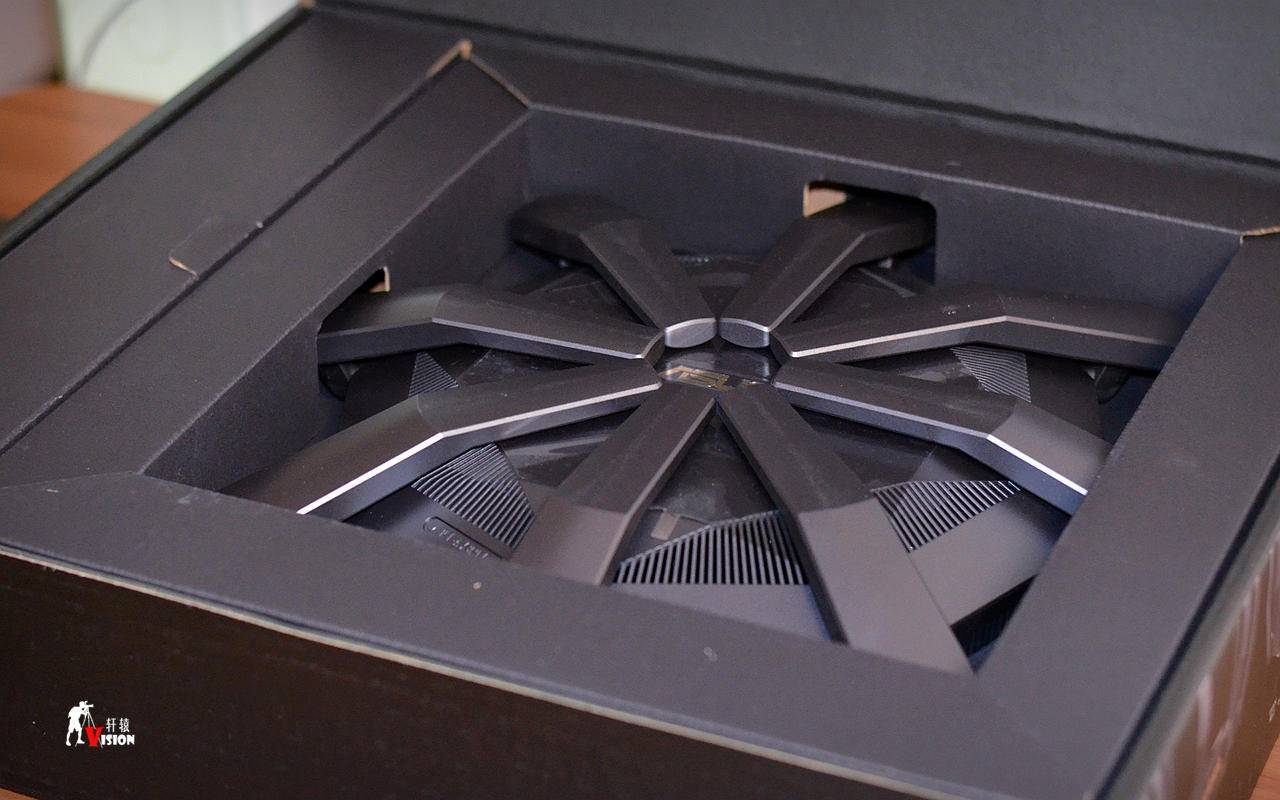 搭载160MHz频宽,八爪鱼进化帝王蟹:华硕RT-AX89X抢先评测