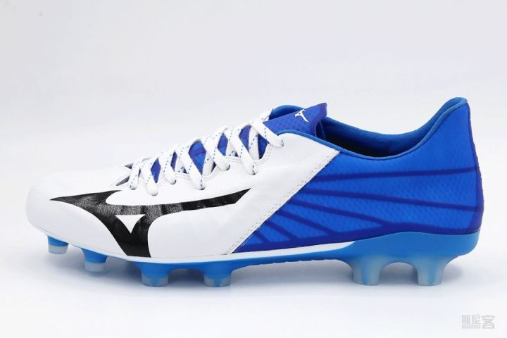 小屁孩吊打职业选手,mizunorebula三代评测