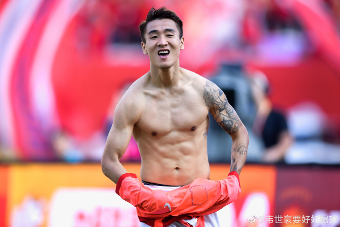 韦世豪停球10m,韦世豪胸部停球