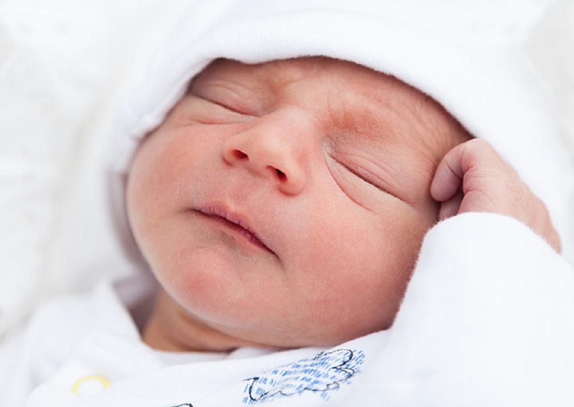 担心胎儿太大生不出来产前焦虑,孕妇补钙多了胎儿骨头硬怎么办