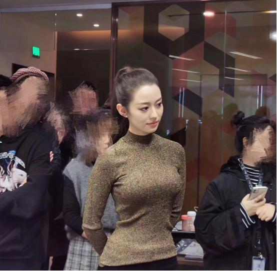 吉娜身材有多好完整版,吉娜小蛮腰穿搭图片