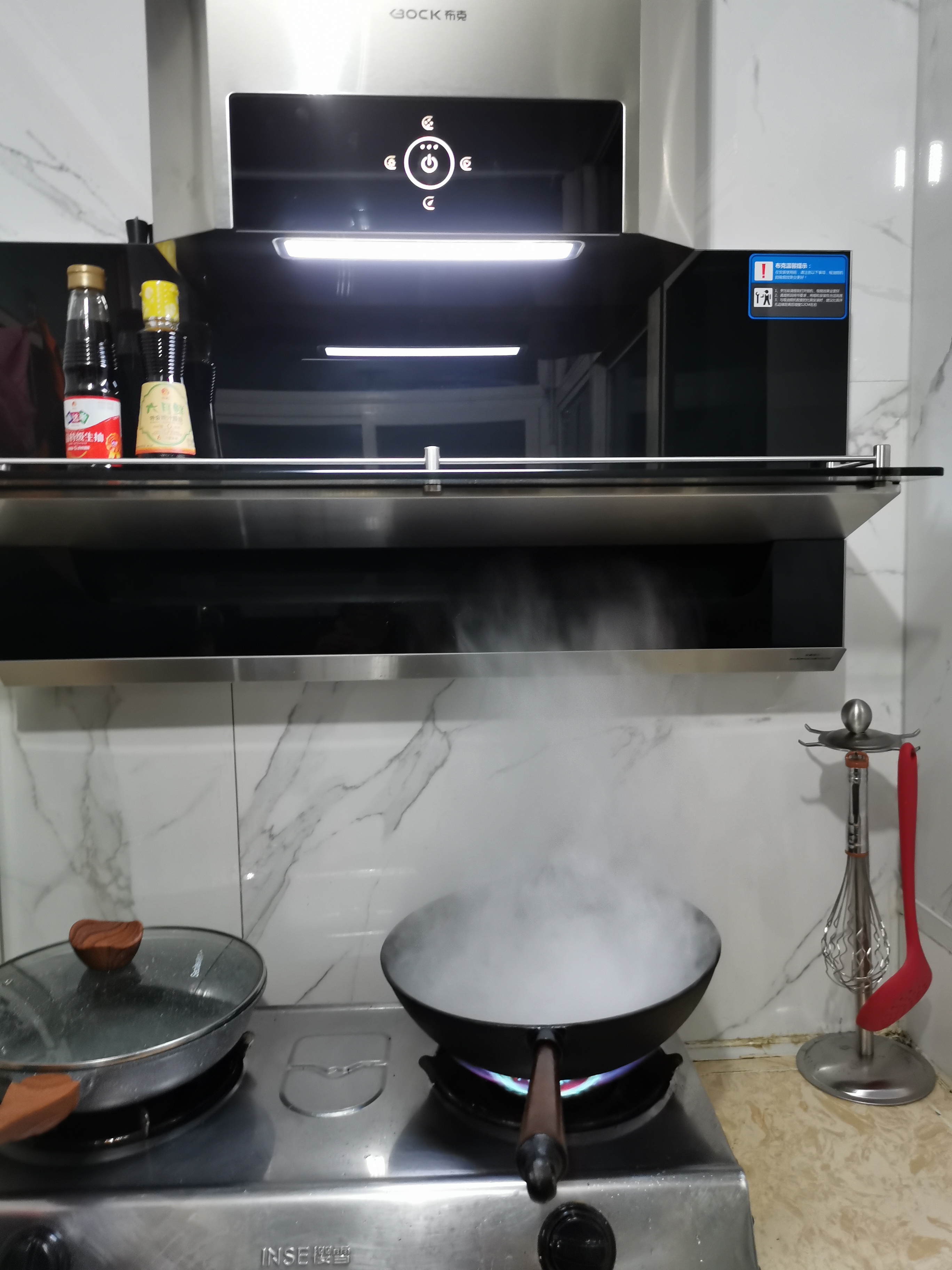 双十一多剁手第一次被夸，就是因为这台油烟机