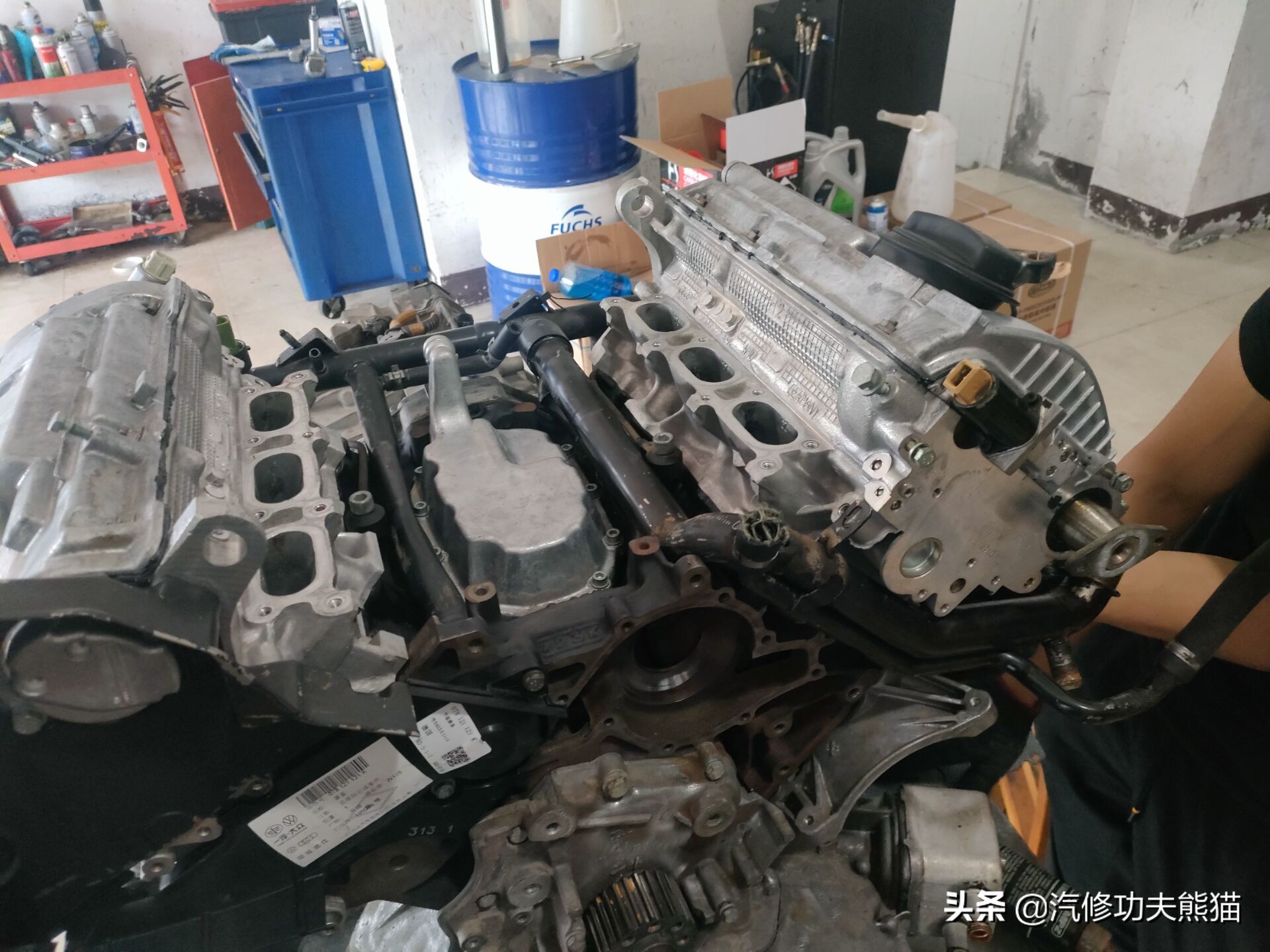 2003年老奥迪a6,2012年奥迪a6经典