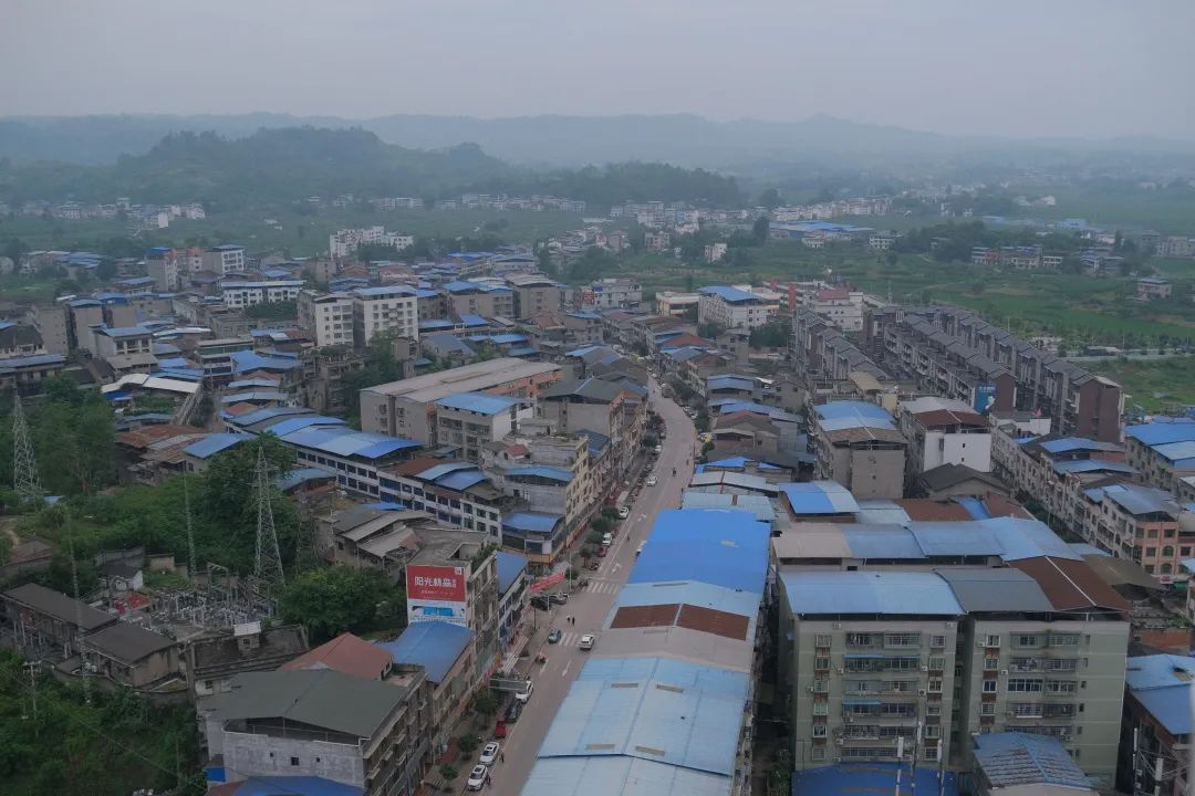 四川有个好地方,四川有个叫哈哈的地方