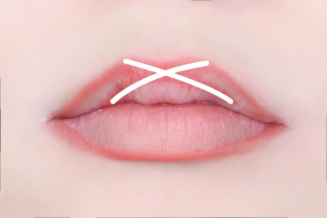 新手唇釉唇妆简单教程,各种唇型唇妆教程干净高级