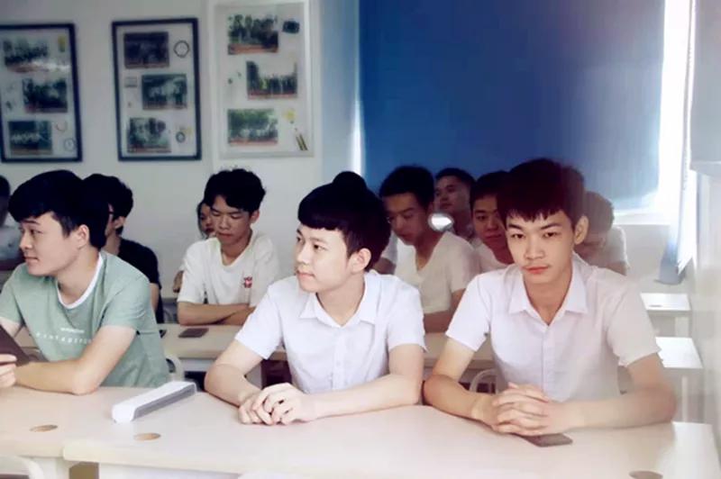 90后的男人已经老了,90后已经开始退休了