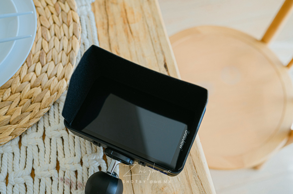 百视悦r5监视器怎么设置中文,百视悦r5提词器套装