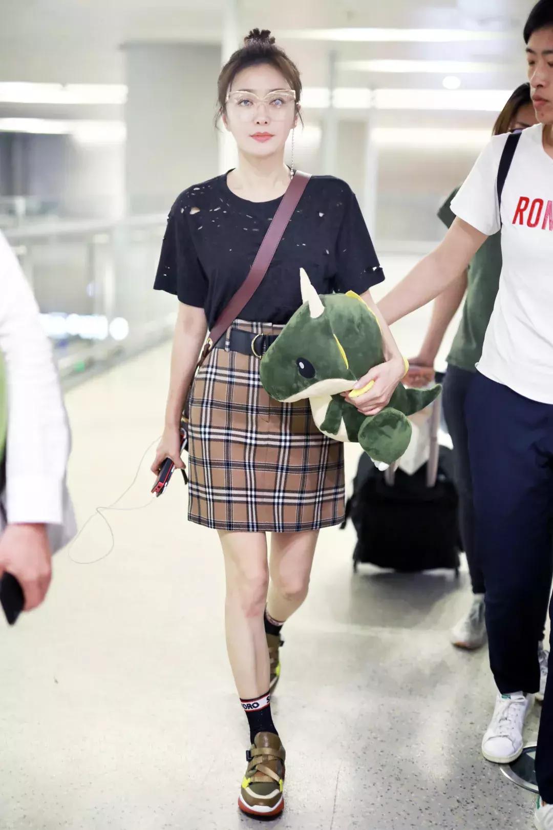 女明星怎么那么好看,中国女星春晚造型