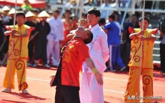 今年花灯庙会在哪里 (山东庙会花灯哪里好玩)