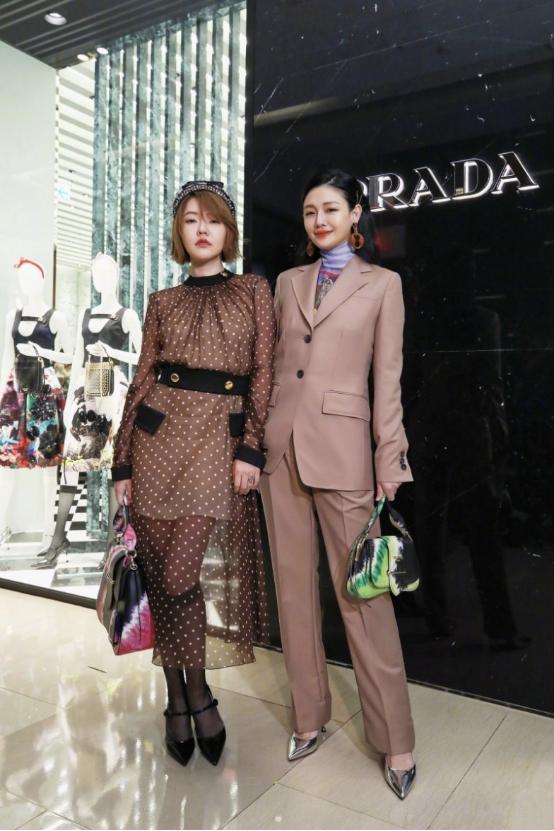 大s徐熙媛穿搭图片,大s徐熙媛娱乐百分百装可爱