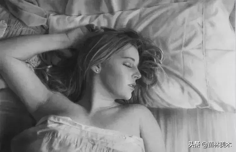 唯美的女性人体素描,细腻到让人流鼻血!