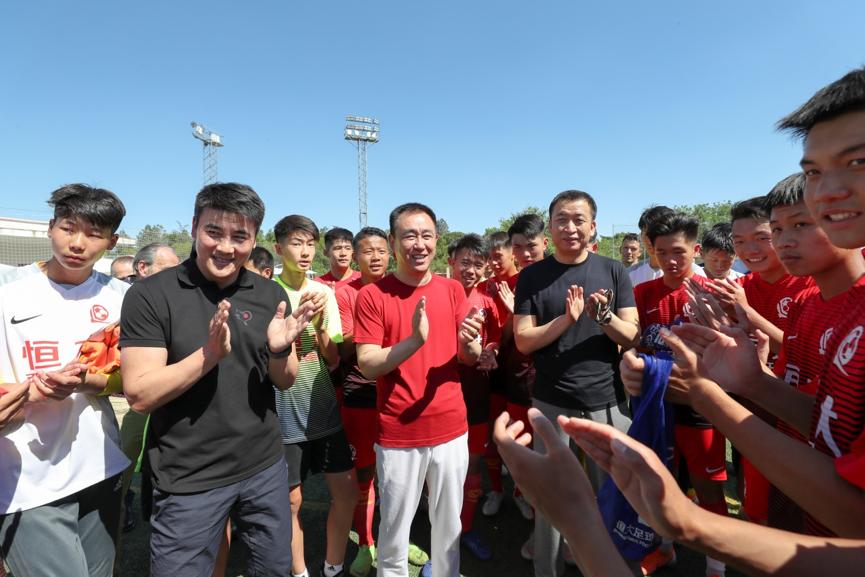 许家印造访皇马,许家印西班牙