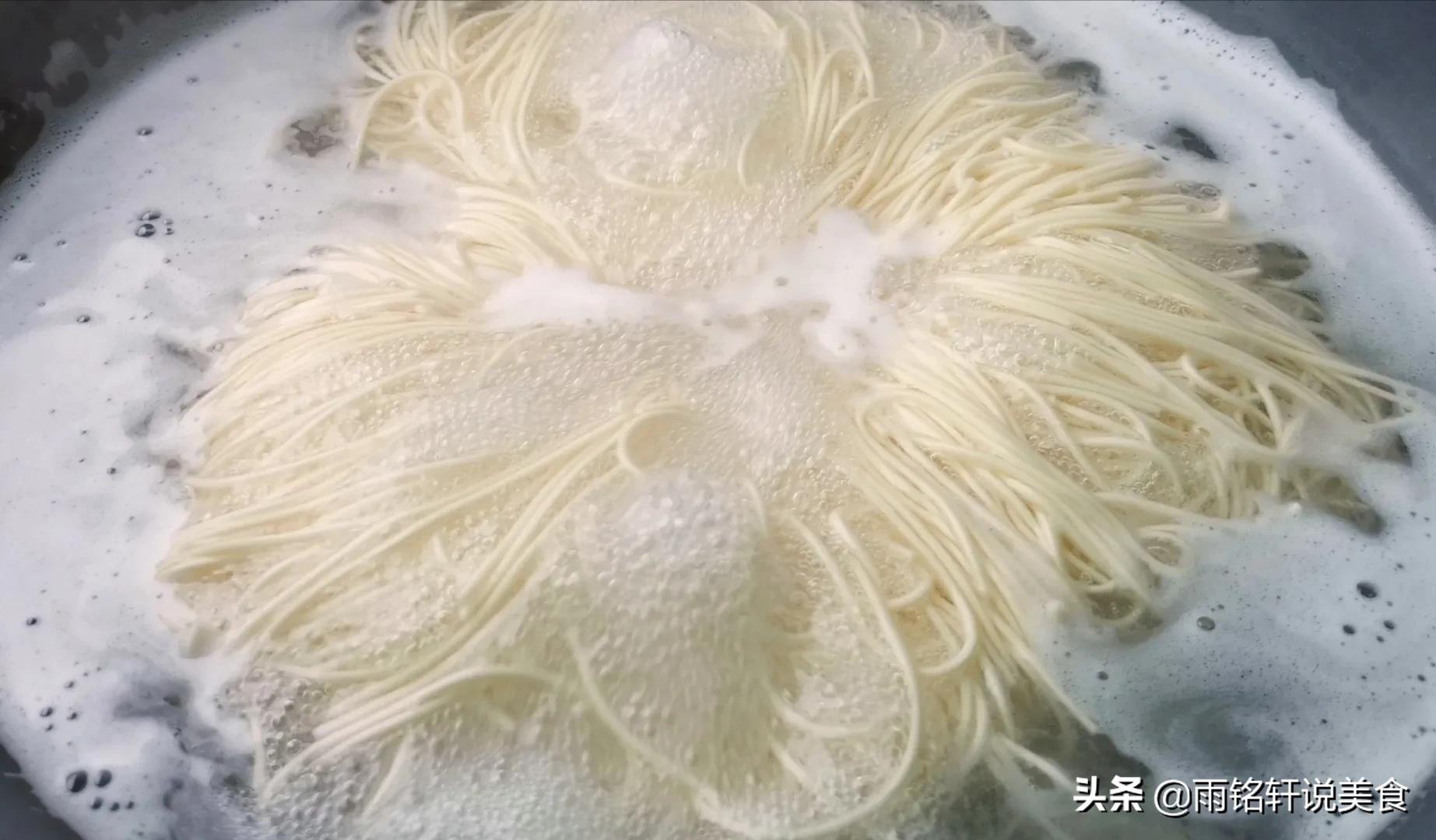 煮面条别加水,面馆煮面条的正确方法