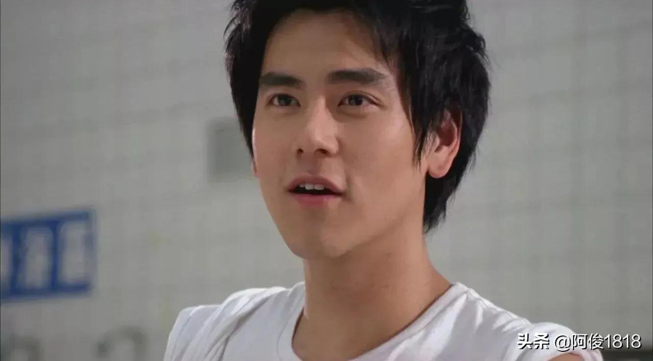 彭于晏一个月瘦40斤方法,彭于晏暴瘦32斤怎么瘦的