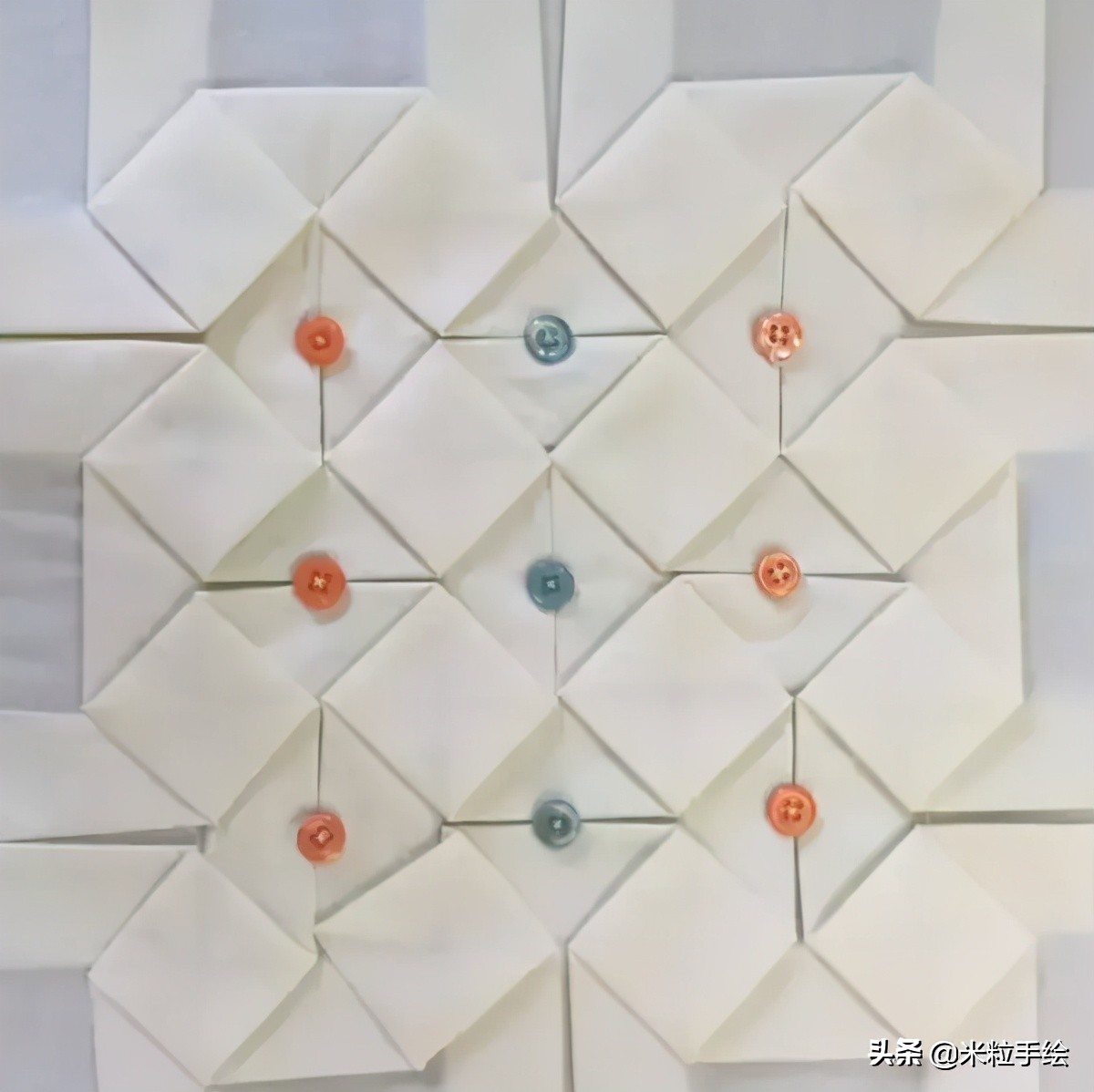 如何制作交叉条纹图案衣服,菱形格针织衣