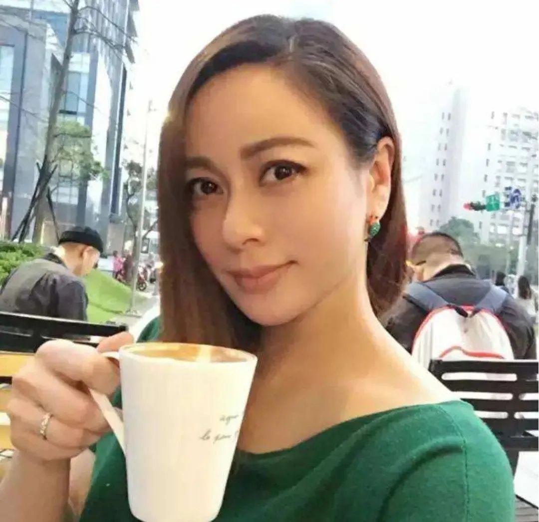 还珠格格小燕子告别皇后,还珠格格小燕子原定演员李婷宜