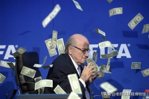 荷兰两代金球奖候选人落马，无孔不入的两大赞助商可能是幕后推手