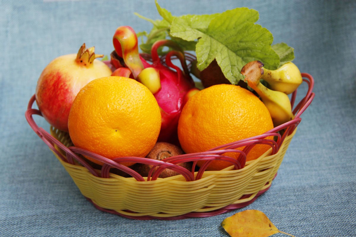 白头发很多显老怎么办,无需染发能使白发变黑发的秘诀