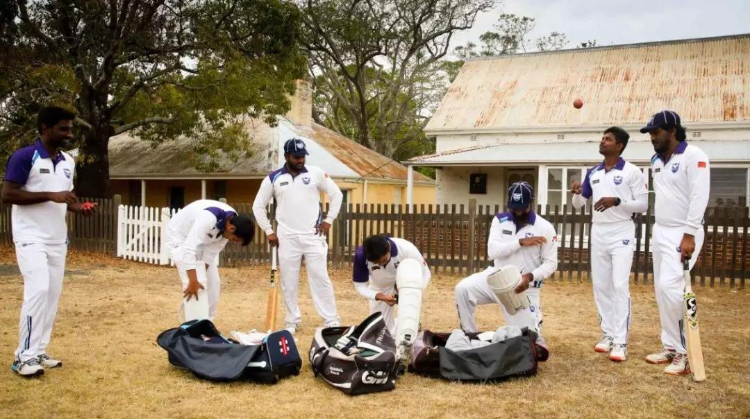 澳大利亚移民最新政策投资移民,中国21年移民人数