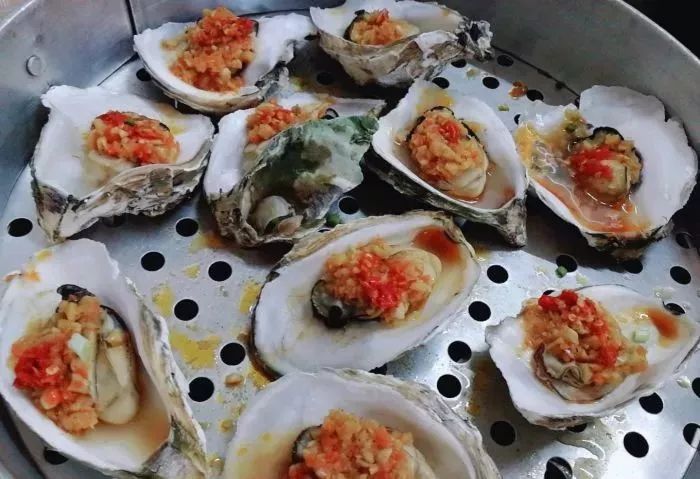 南宁可以吃超大生蚝的地方,南宁大沙田好吃的生蚝