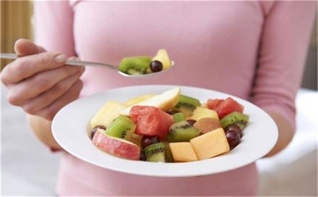 除了法令纹显老还有什么纹更显老,脸上有法令纹太显老教你一个方法